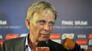 Volker Finke, Coach of the Indomitable Lions of Cameroon