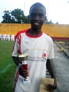 Gérémi Bedoum, meilleur joueur des moins de 15 ans du Challenge Gérémi Njitap